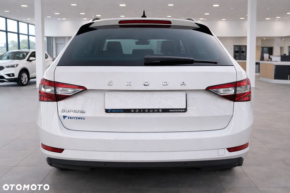 Skoda Superb 2.0 TDI Style - 4
