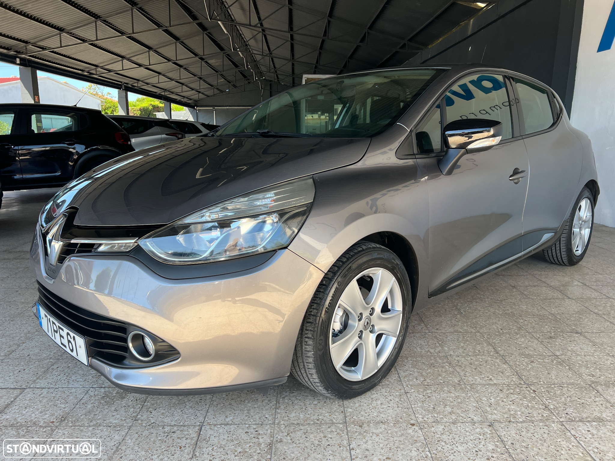 Renault Clio 1.5 dCi Dynamique S - 6