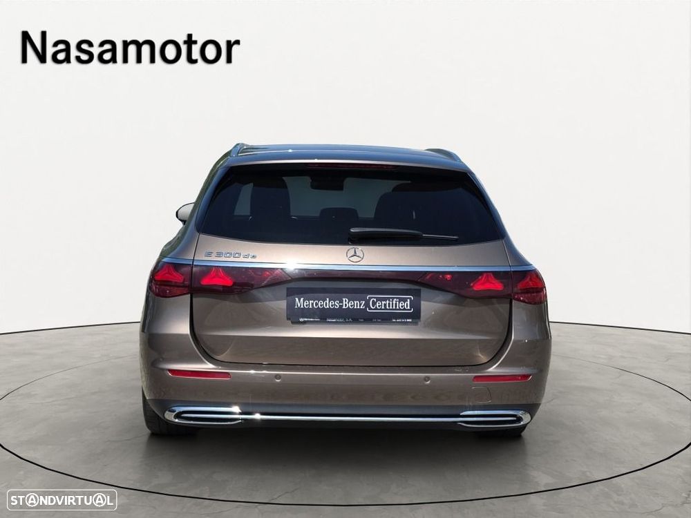 Mercedes-Benz E 300 - 3