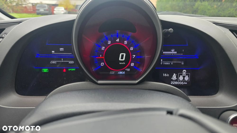 Honda CR-Z - 11