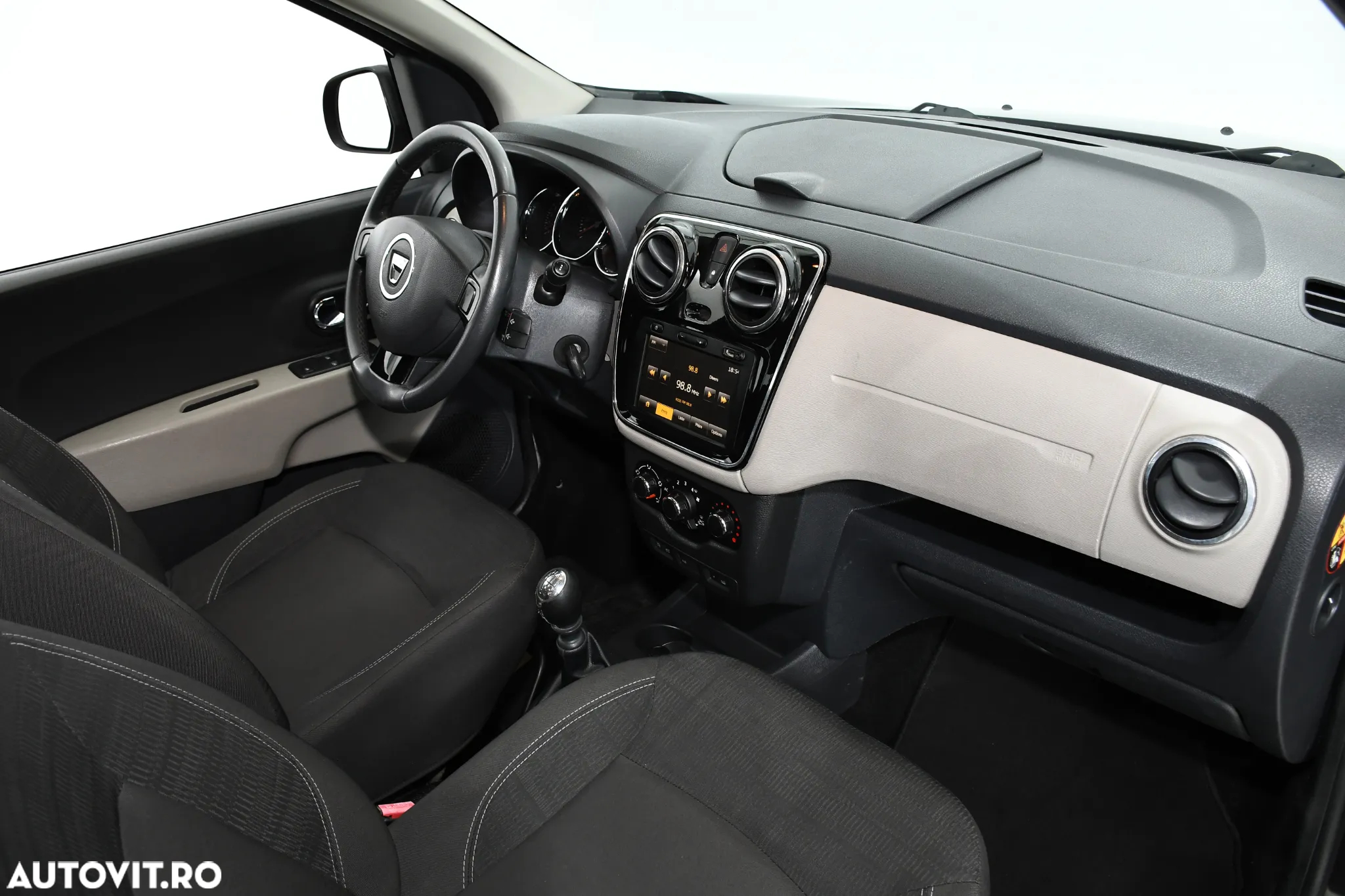 Dacia Lodgy 1.5 dCi Laureate - 14