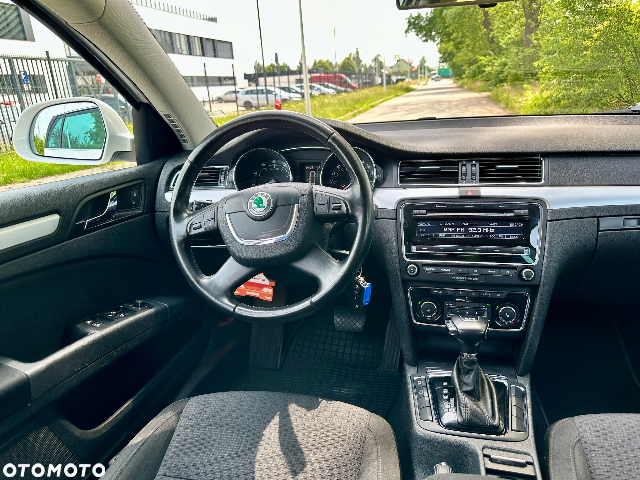 Skoda Superb 1.8 TSI Comfort DSG - 30