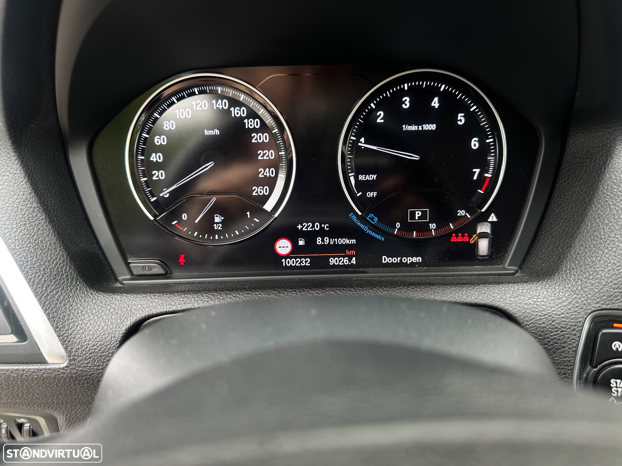 BMW 118 i Aut. Advantage - 19
