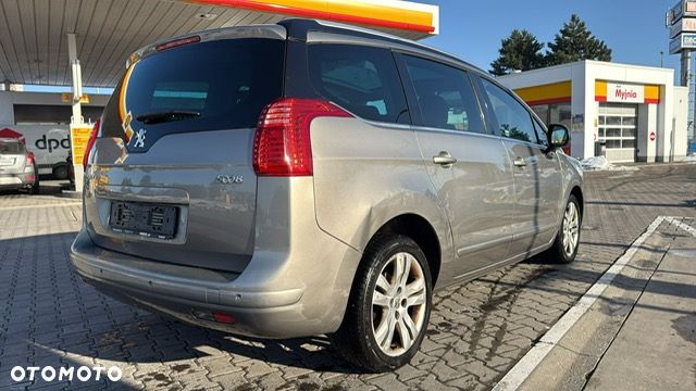 Peugeot 5008 HDI FAP 150 Platinum - 11