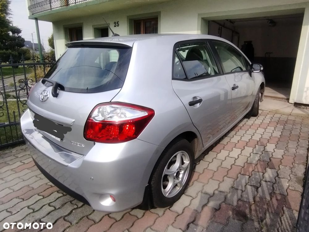 Toyota Auris 1.4 D-4D Terra EU5 - 3