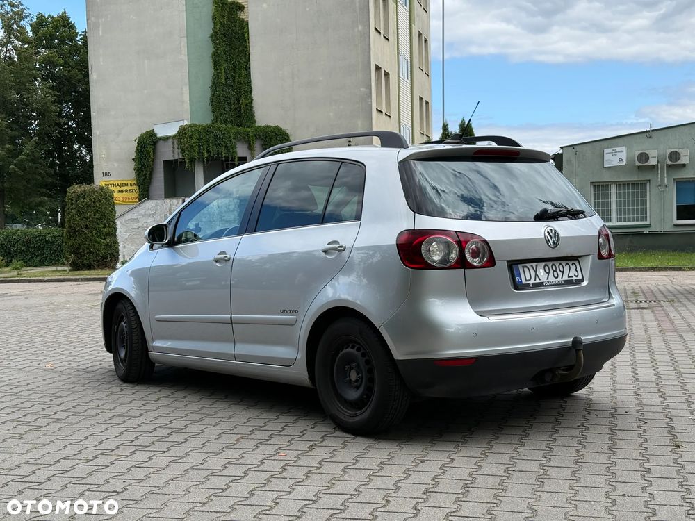 Volkswagen Golf 1.9 TDI DPF Comfortline DSG - 5