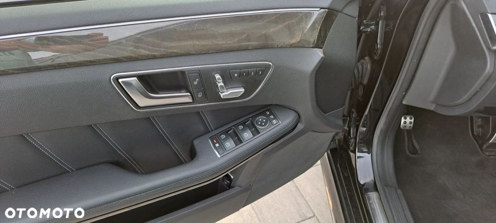 Mercedes-Benz Klasa E 350 BlueTEC 4-Matic Avantgarde - 15