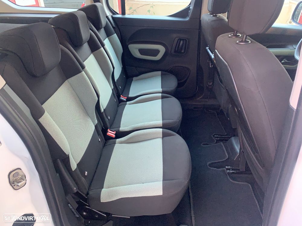 Citroën Spacetourer - 13