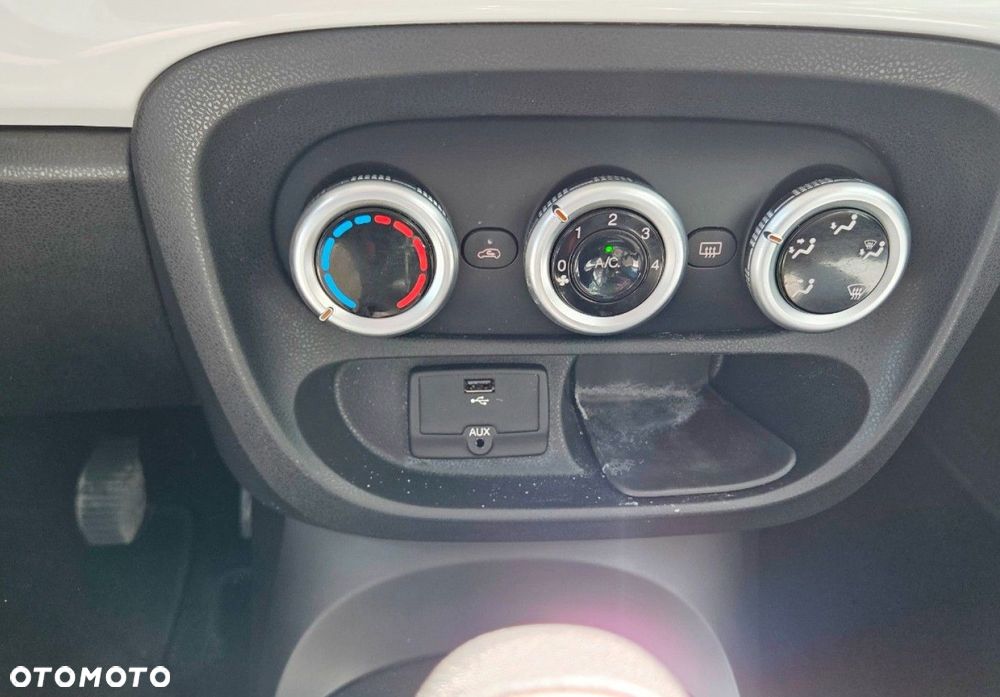 Fiat 500L - 25