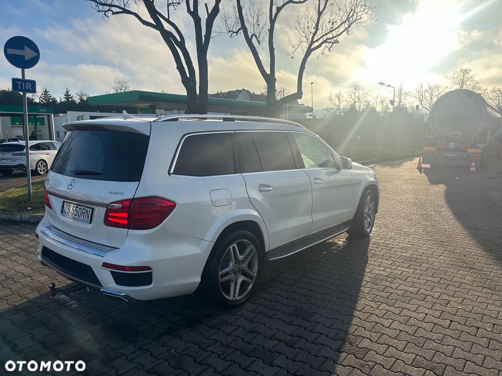 Mercedes-Benz GL - 5