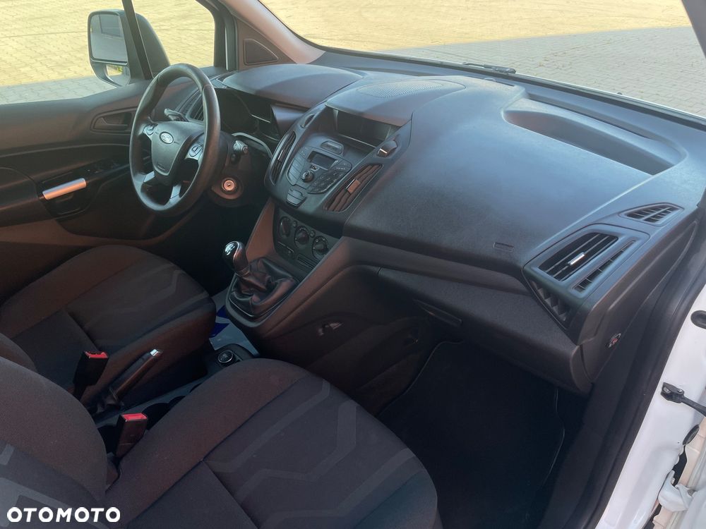 Ford Transit Connect - 16