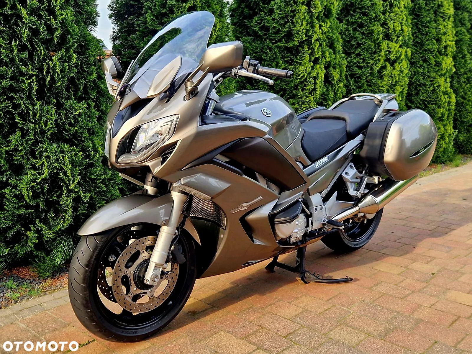 Yamaha FJR - 1
