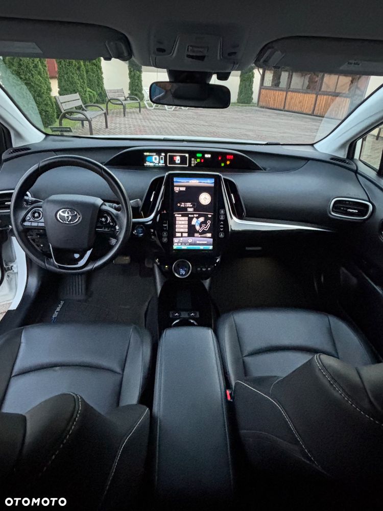 Toyota Prius 1.8 Hybrid Executive - 8