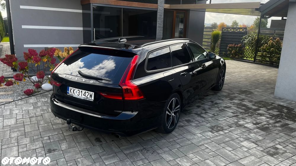 Volvo V90 D4 Momentum - 5