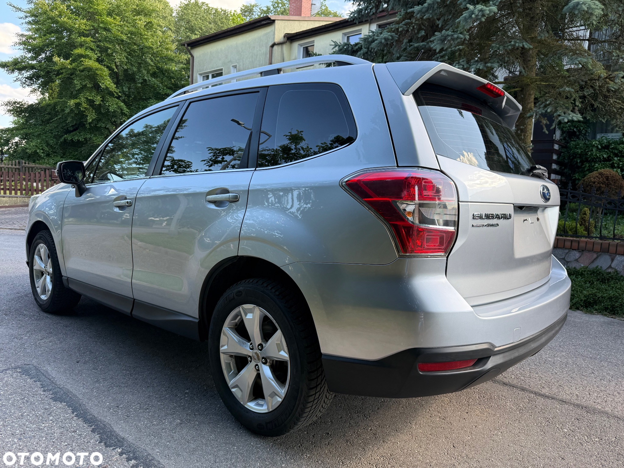Subaru Forester 2.0i Exclusive - 4