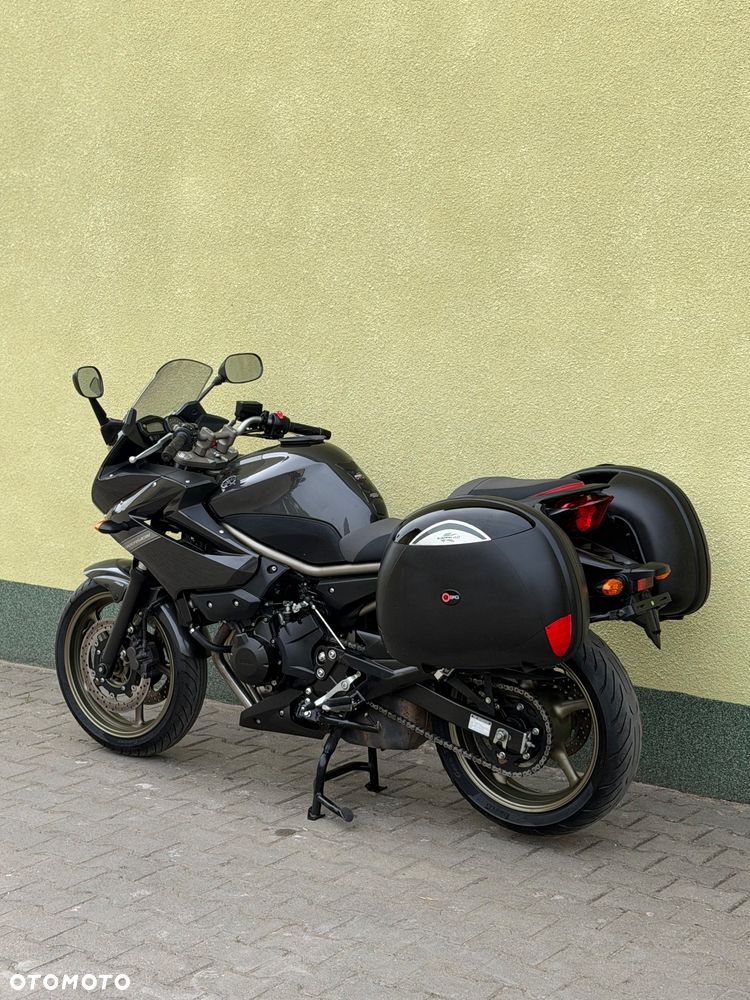Yamaha XJ - 19
