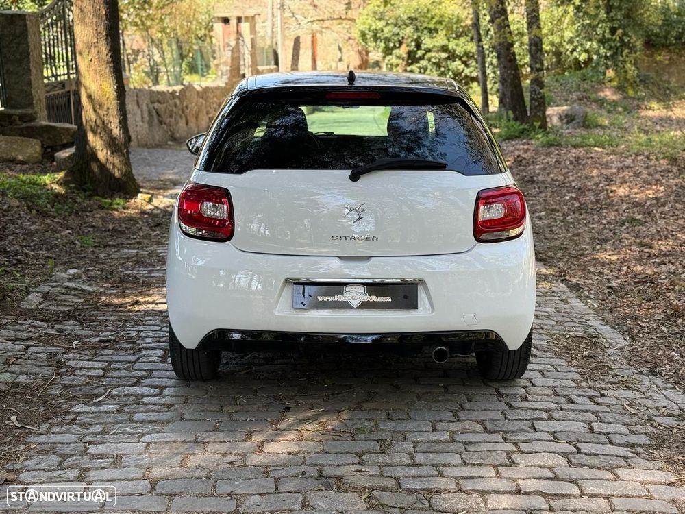 Citroën DS3 1.2 VTi So Chic - 11