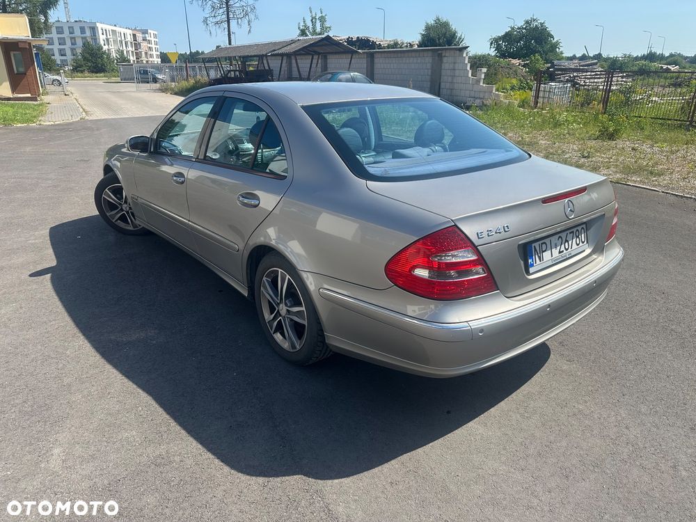 Mercedes-Benz Klasa E - 4