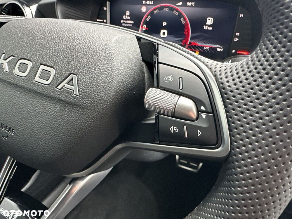 Skoda Fabia 1.0 TSI Monte Carlo DSG - 18