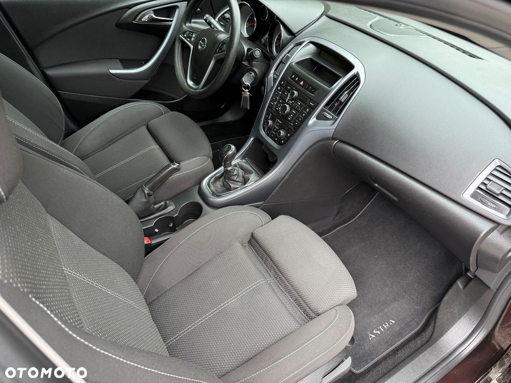 Opel Astra 1.4 Turbo ecoFLEX Start/Stop 150 Jahre - 38