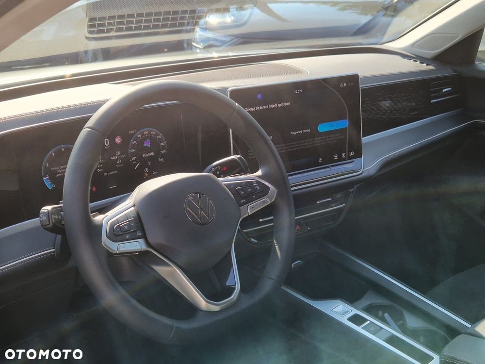 Volkswagen Passat - 10