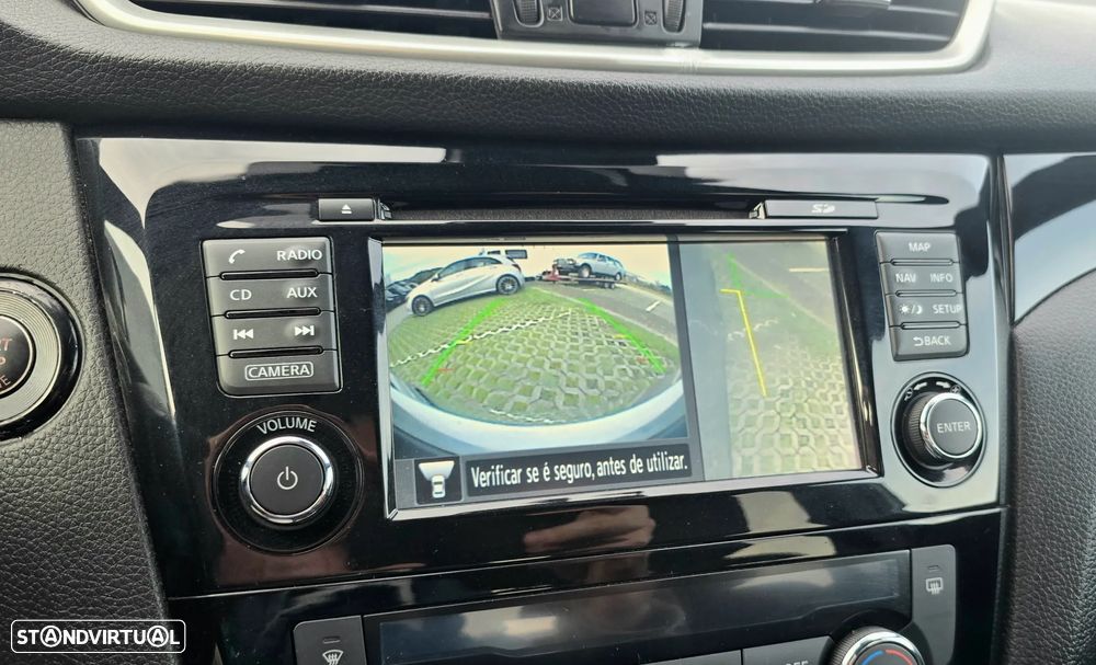 Nissan Qashqai 1.2 DIG-T N-Vision - 16