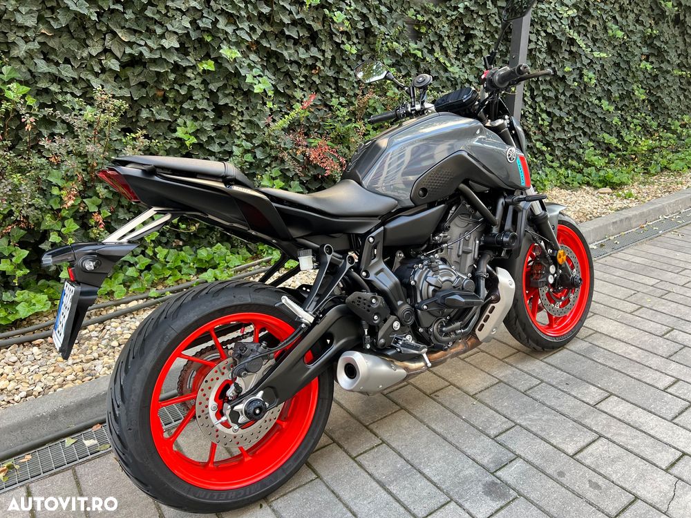 Yamaha MT-07 - 7