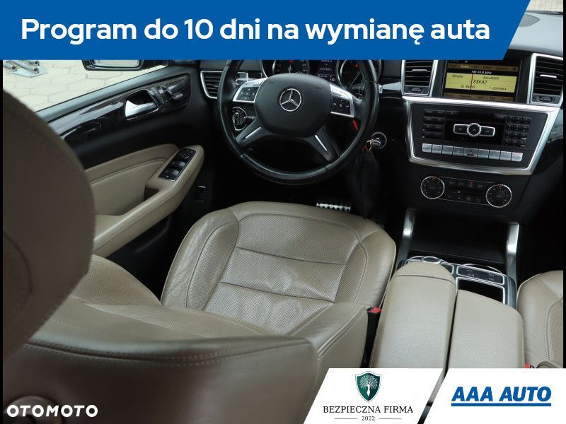 Mercedes-Benz ML - 9