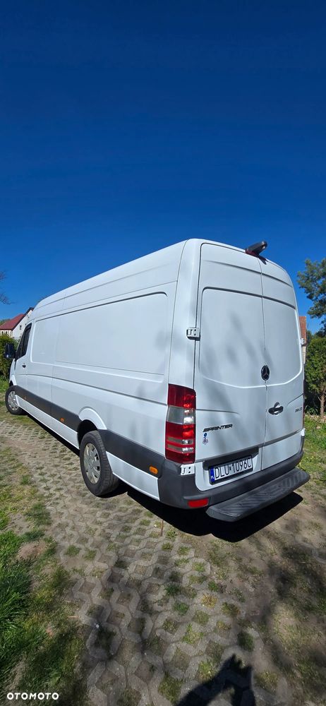 Mercedes-Benz Sprinter 319 - 5