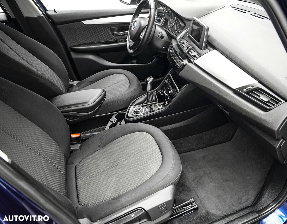 BMW Seria 2 216d Luxury Line - 13