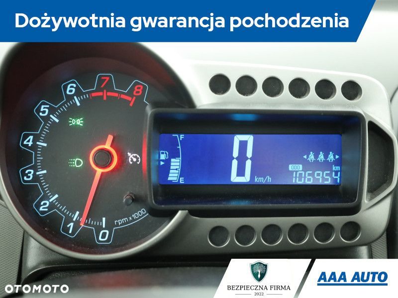 Chevrolet Aveo - 9