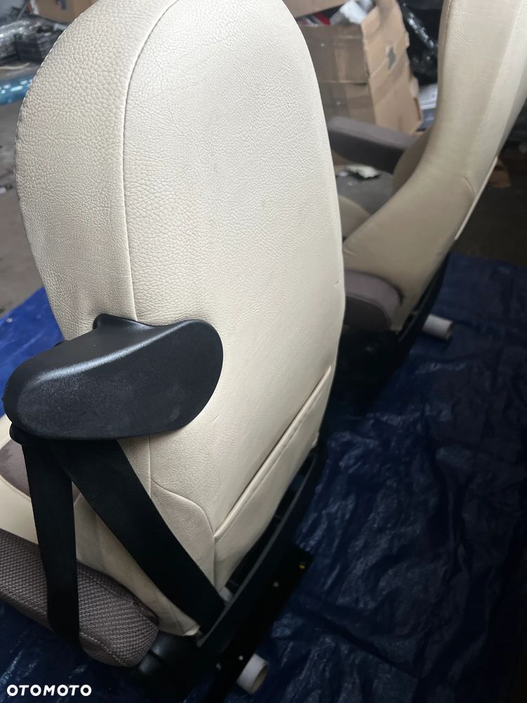 FOTELE KAMPER CAMPER OBROTOWE AGUTI FIAT PEUGEOT SKÓRA + MATERIAŁ ORYGINAŁ CENA W OPISIE - 6