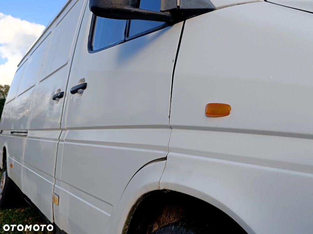 Mercedes-Benz SPRINTER 308D - 22