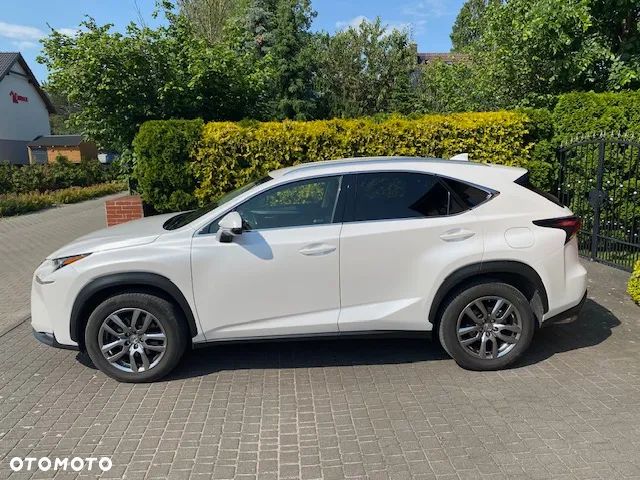 Lexus NX 200t Comfort AWD - 3