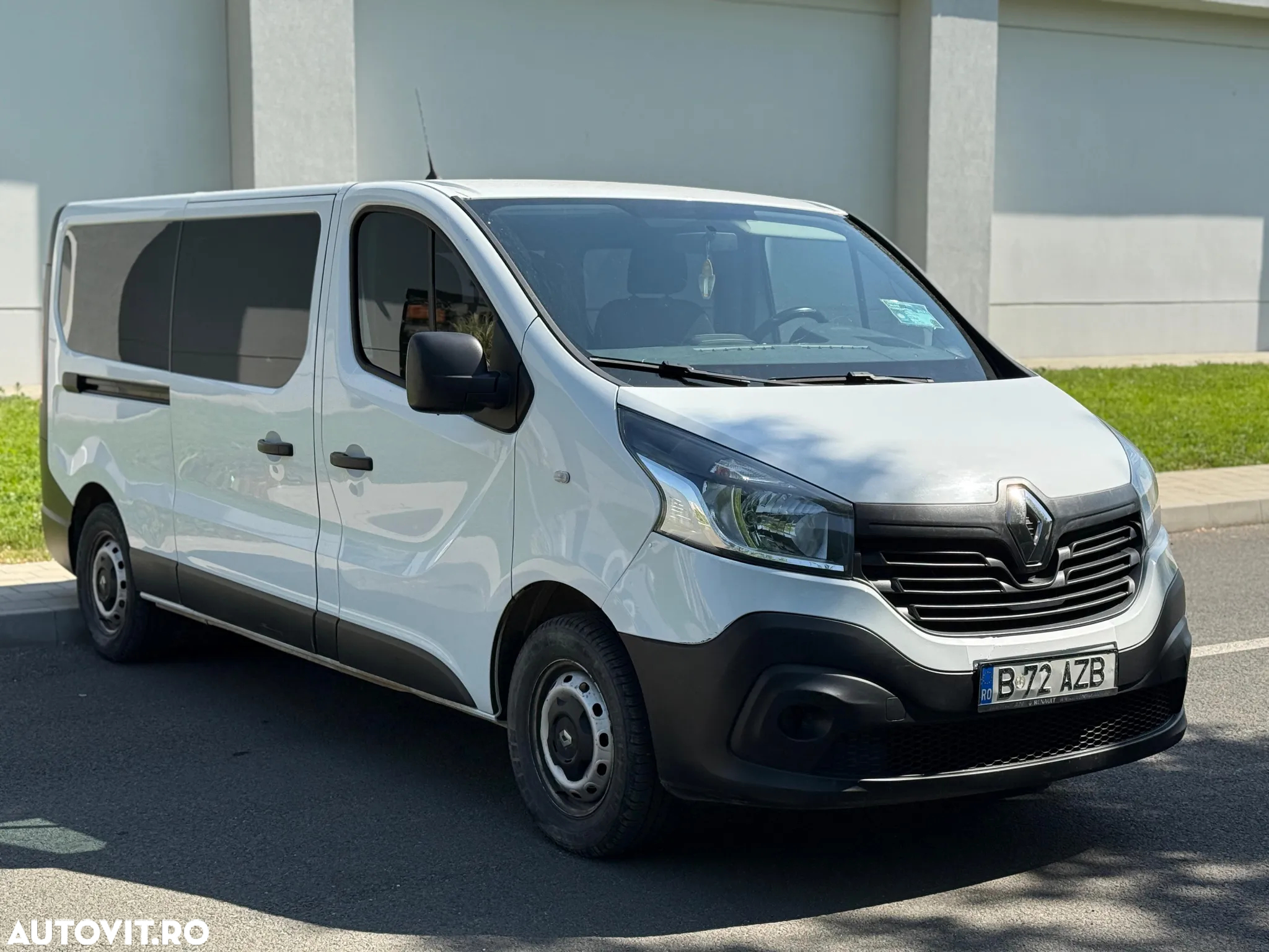 Renault Trafic Combi L2H1 1.6 dCi 95 8+1 Authentique - 2