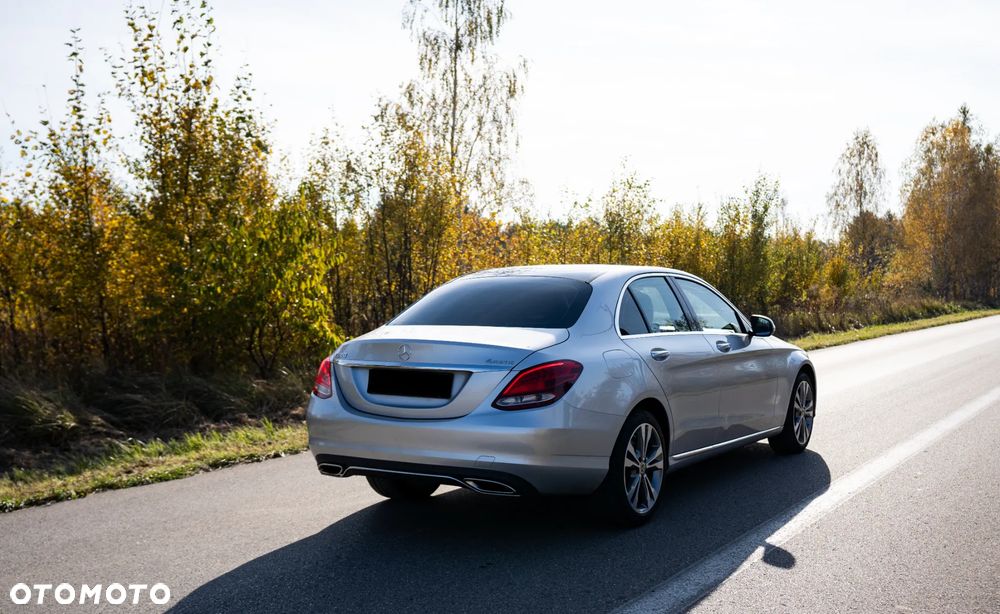 Mercedes-Benz C-Class 2016 photo 3
