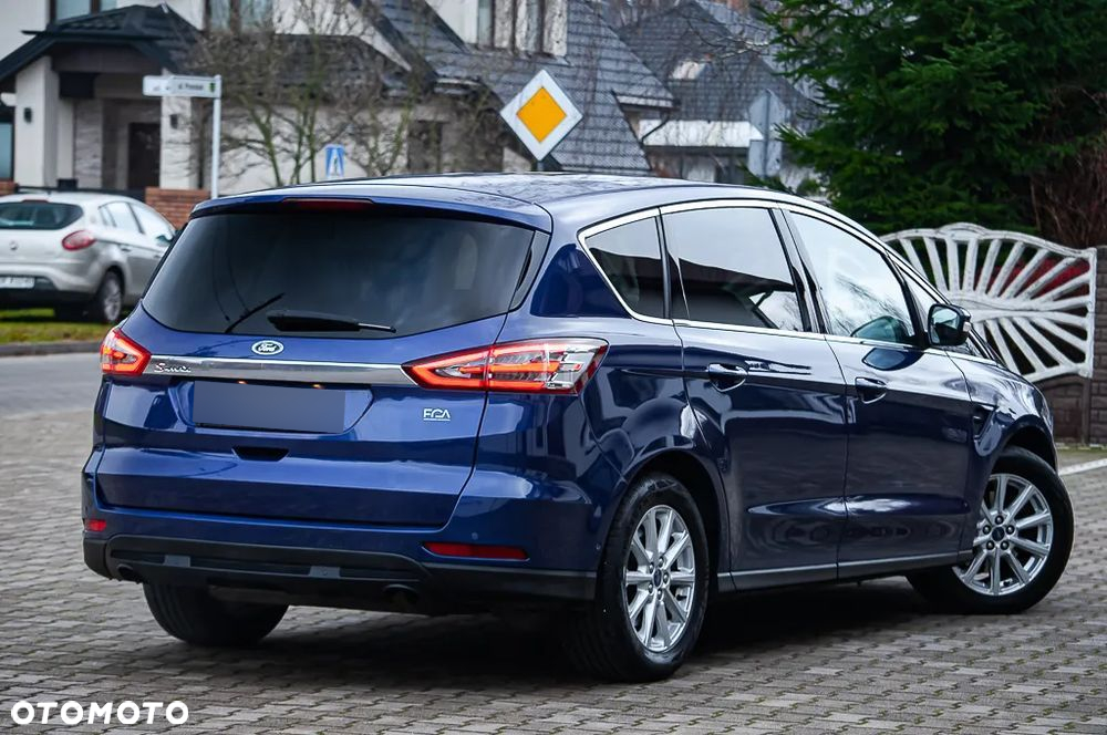 Ford S-Max 2.0 TDCi Titanium - 16