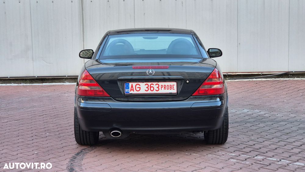 Mercedes-Benz SLK 200 - 5