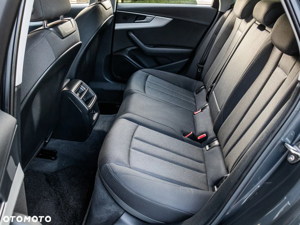 Audi A4 Avant 2.0 TDI DPF Ambition - 14