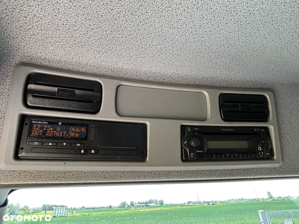 Mercedes-Benz ATEGO 1224 kontener , winda (izoterma 1227, 1230) DMC 11990 kg , z Niemiec, idealny do zabudowy pomoc drogowa , laweta - 23