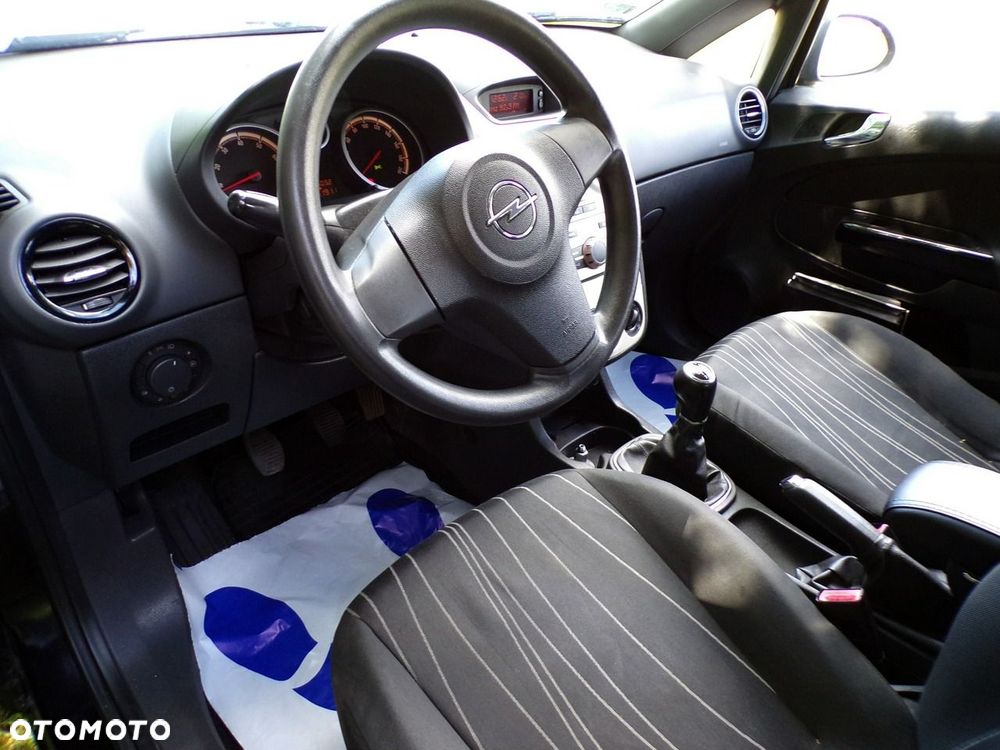 Opel Corsa - 17