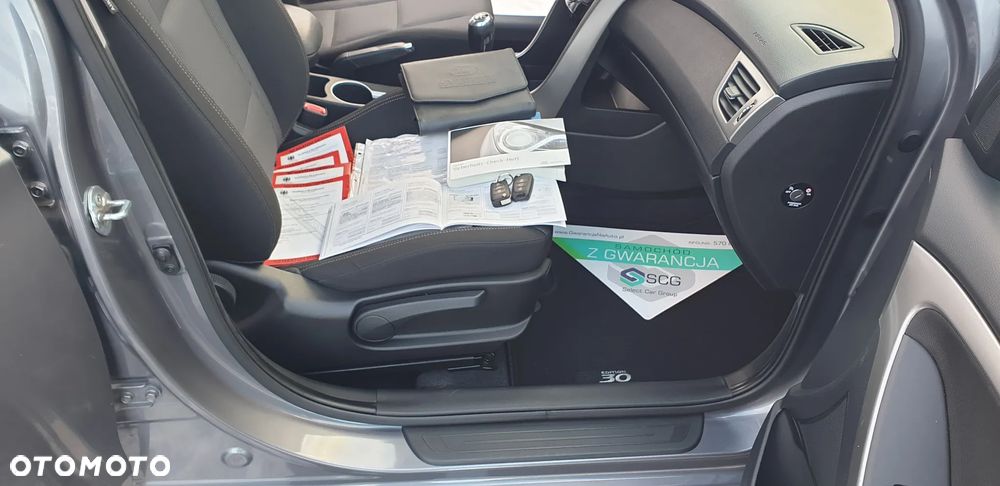 Hyundai i30 1.4 Trend - 24