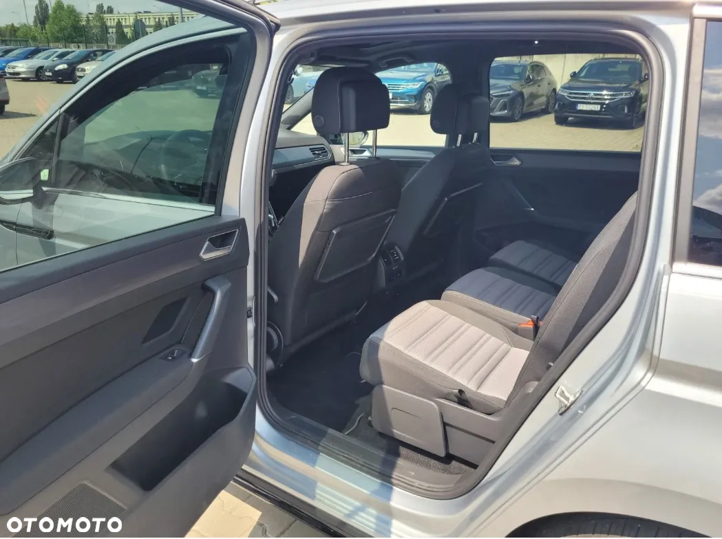 Volkswagen Touran 2.0 TDI BMT Highline DSG - 9