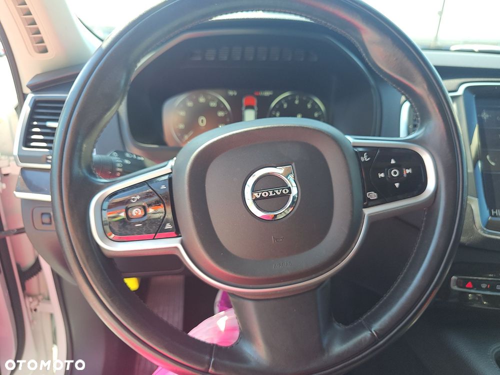 Volvo XC 90 T6 AWD Geartronic Momentum - 11