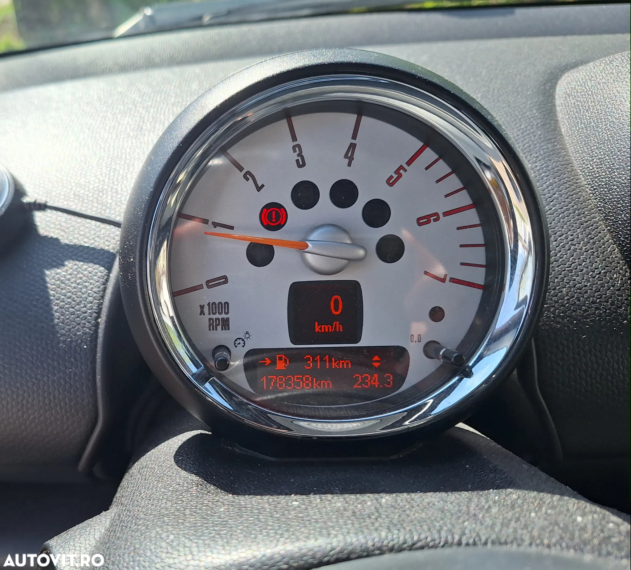 Mini Countryman Cooper D - 10