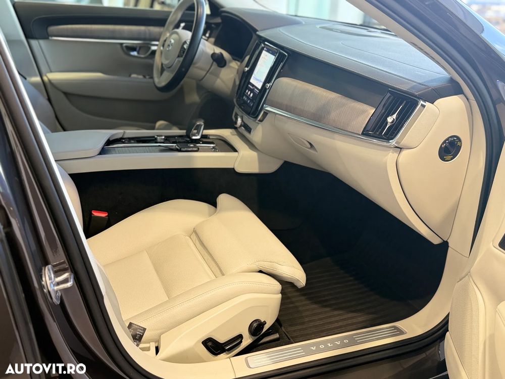 Volvo S90 B5 MHEV AT AWD Plus Bright - 14