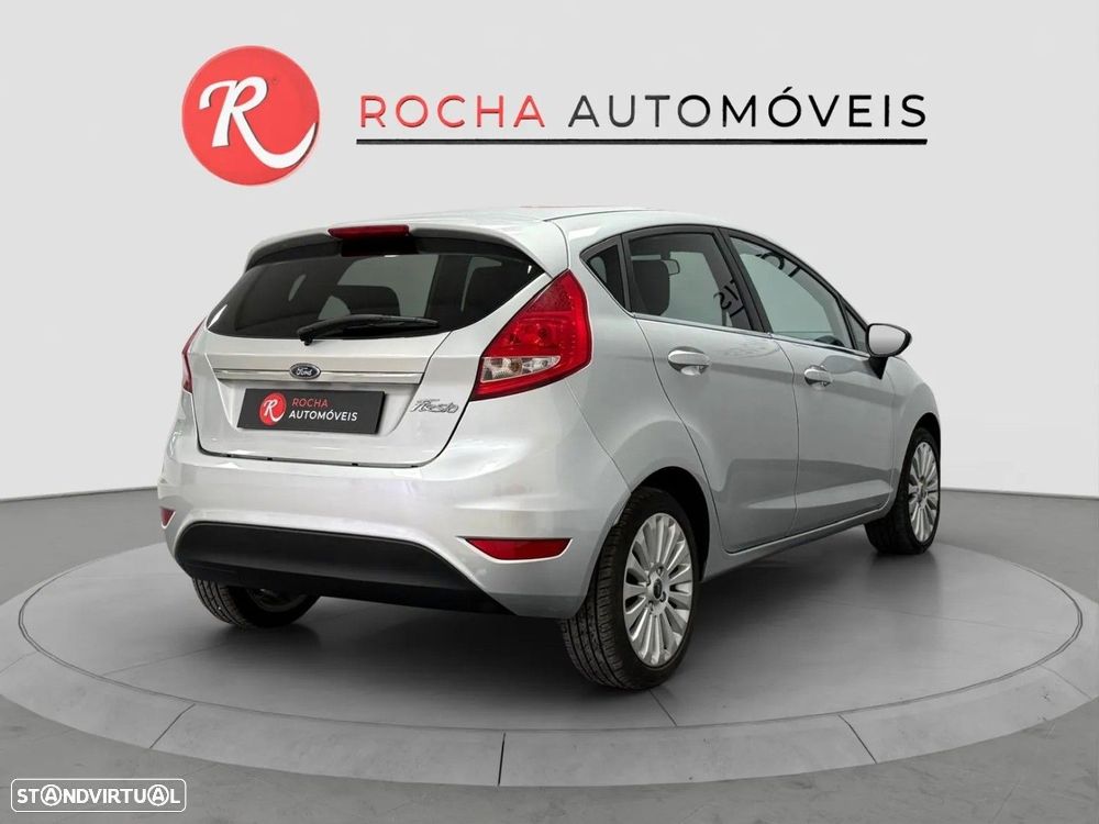 Ford Fiesta - 6