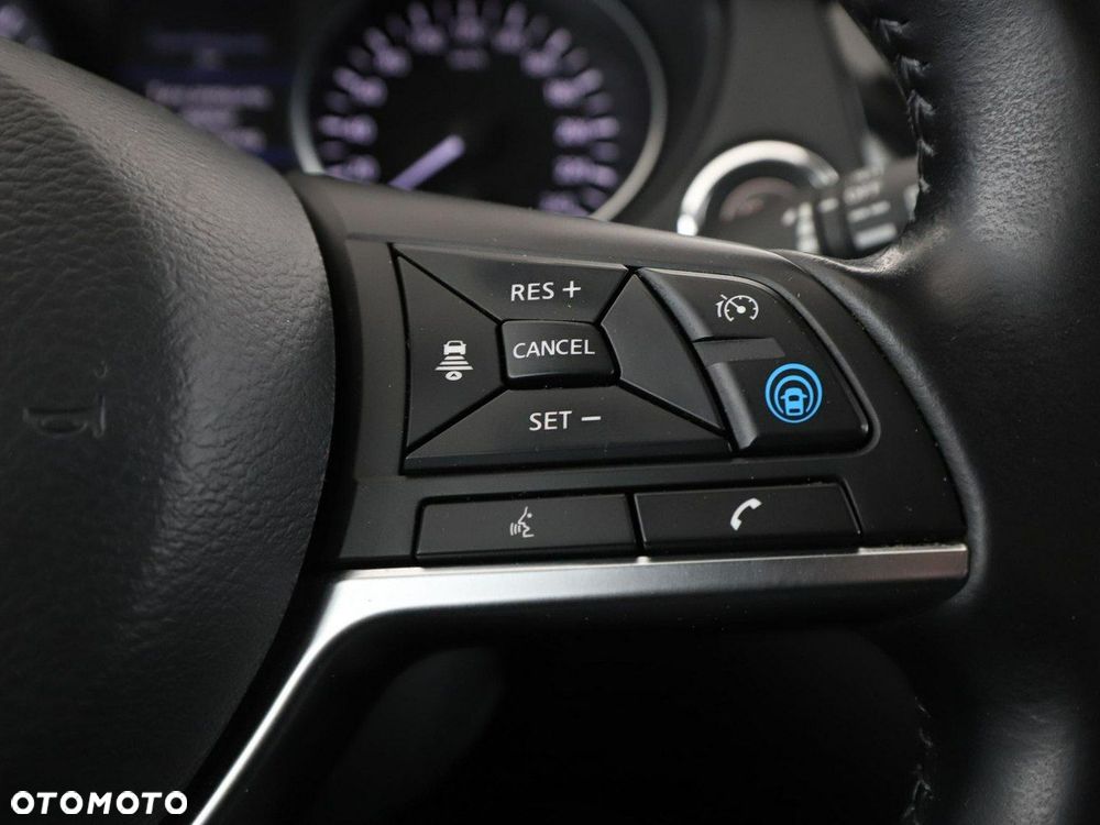 Nissan Qashqai 1.3 DIG-T N-Tec DCT - 29