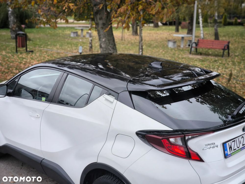 Toyota C-HR - 11