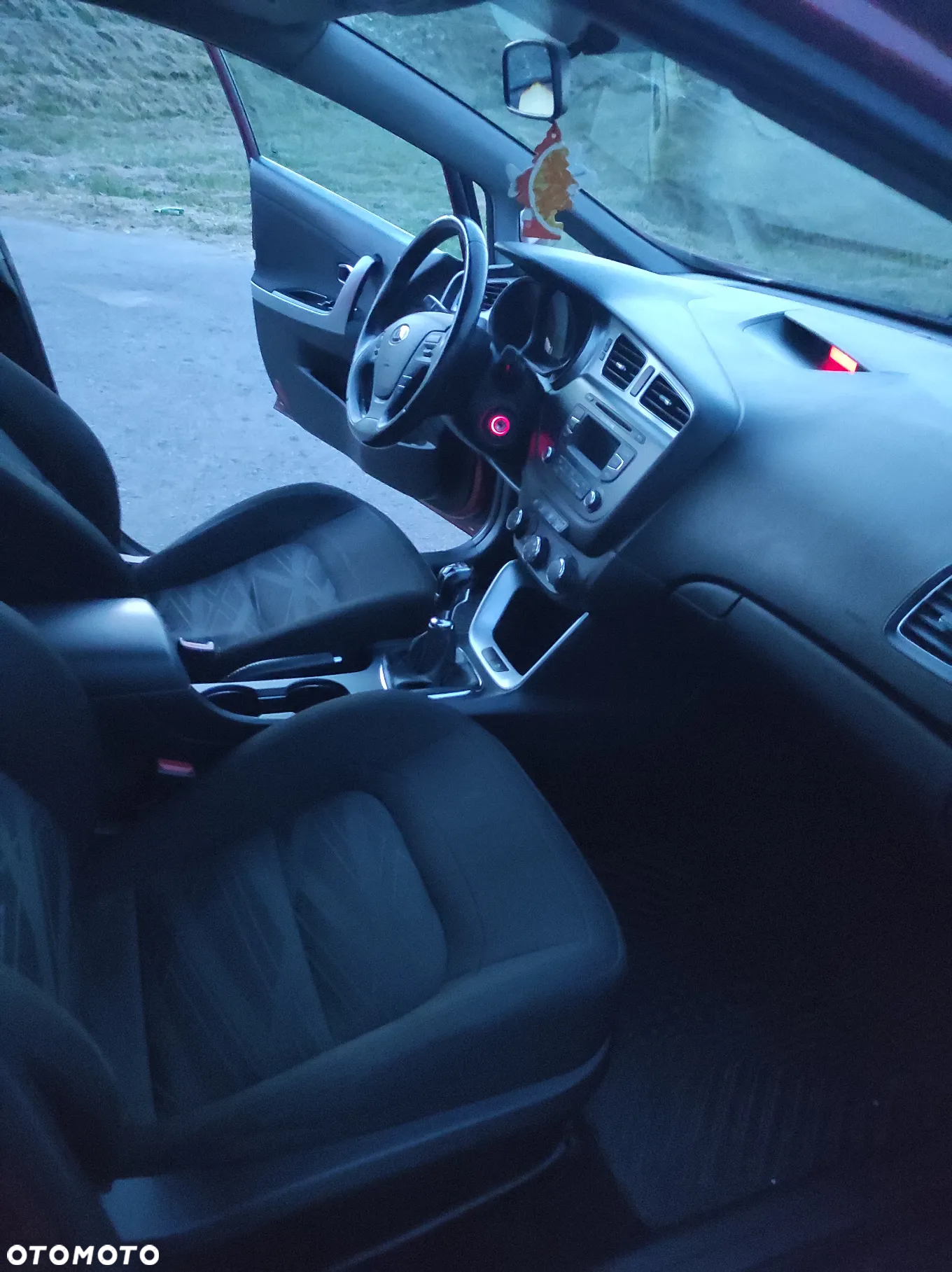 Kia Ceed Cee'd 1.4 L - 22